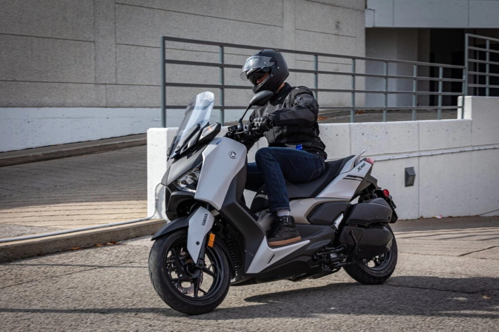 2024 Yamaha X-Max 250 Rubby Red Variant